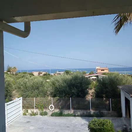 Apartment Casa Vacanze A Due Passi Dal Mare *